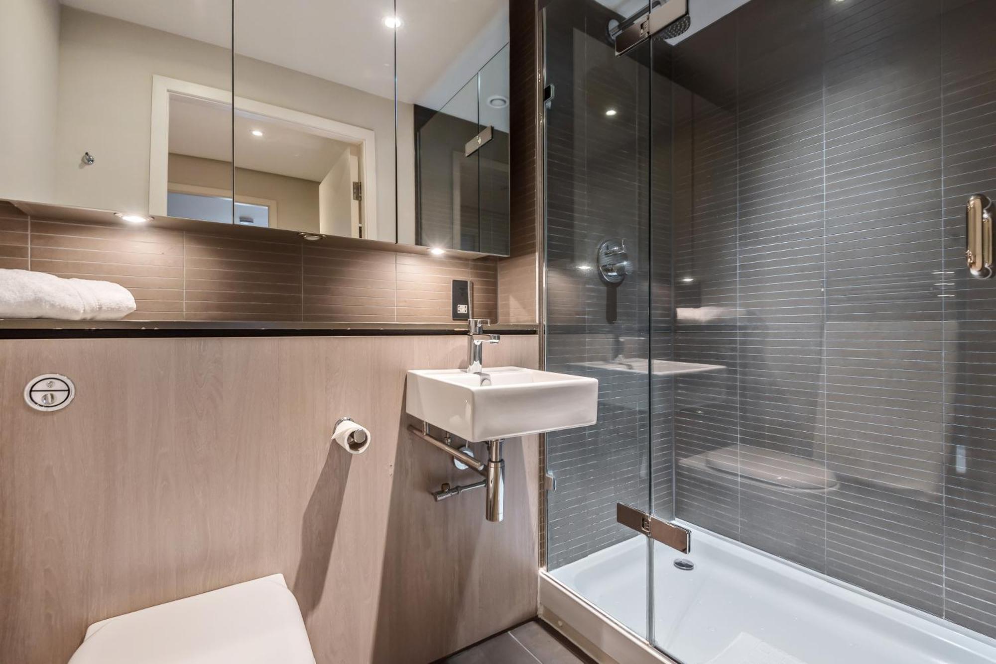 Merchant Square Apartment London